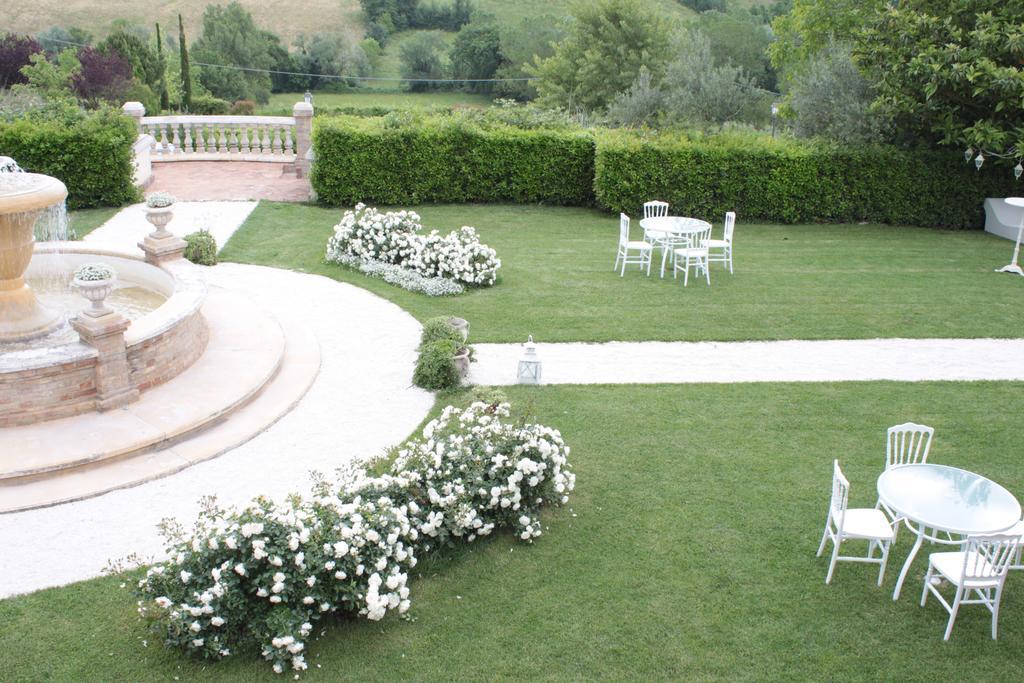 Hotel Villa Castellani Mogliano Exterior foto